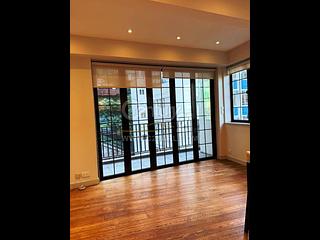 Soho - 33-35, Bridges Street 02