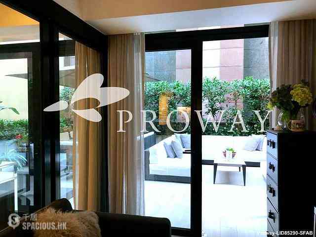 Sheung Wan - Mandarin Building (J Plus) 08