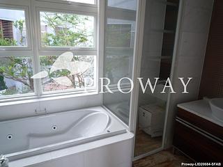 Chung Hom Kok - 33, Cape Road 06