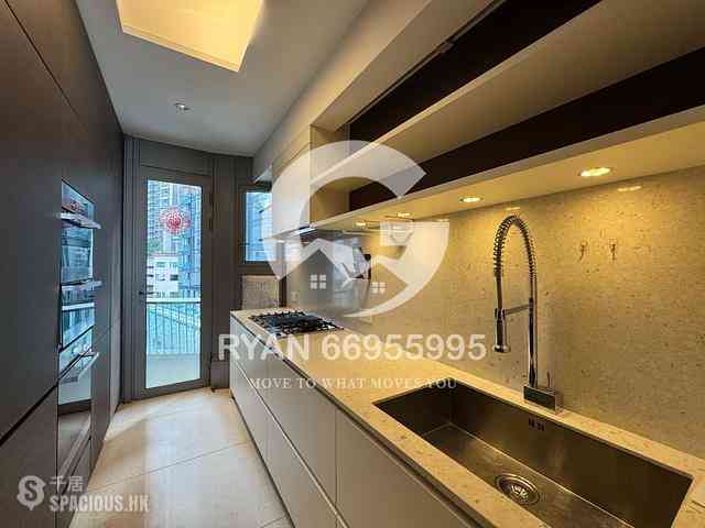 Mid Levels Central - Argenta 11