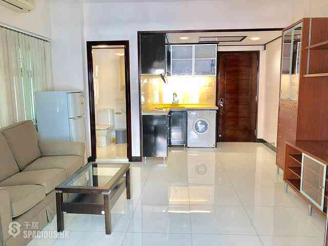 Wan Chai - Ying King Building (Mansion) 01