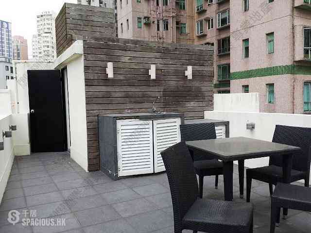 Soho - 33-35, Bridges Street 01