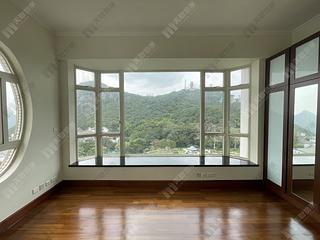 The Peak - The Mount Austin Block 5 03