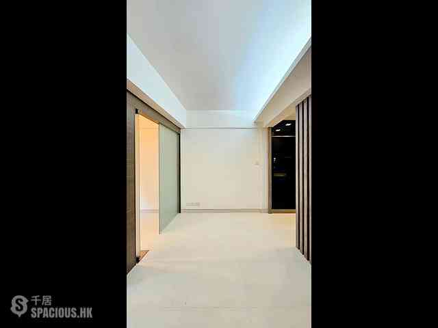 Wan Chai - Hung Yip Building 03
