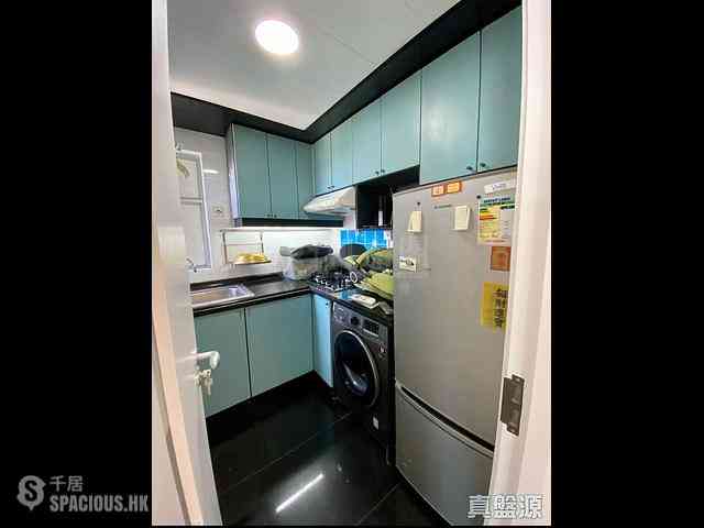 Tseung Kwan O - The Metro City Phase 1 02