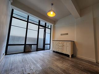 Central - 41-43, Gough Street 09
