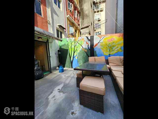 Central - 41-43, Gough Street 13