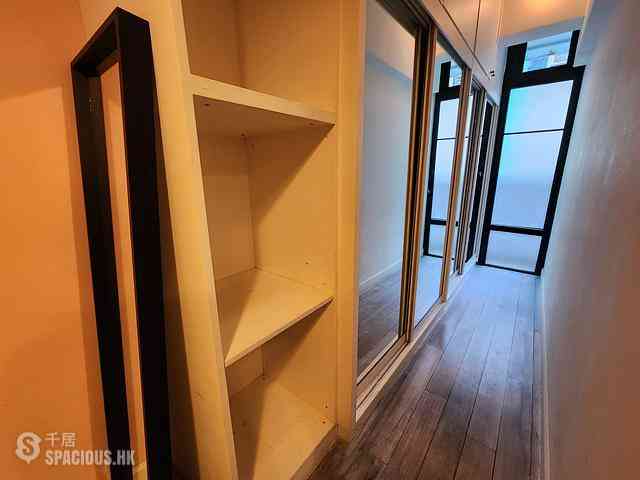 Central - 41-43, Gough Street 17