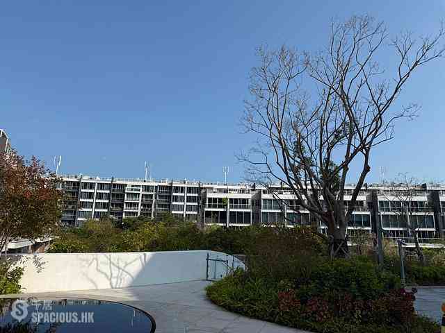 Clear Water Bay - Mount Pavilia Block 21 01