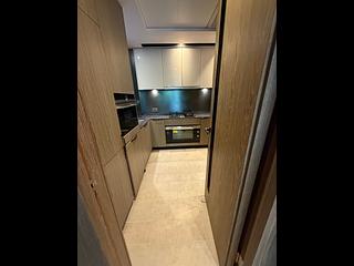 Clear Water Bay - Mount Pavilia Block 21 14