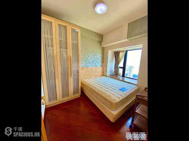 West Kowloon - The Arch Sun Tower (Block 1A) 05