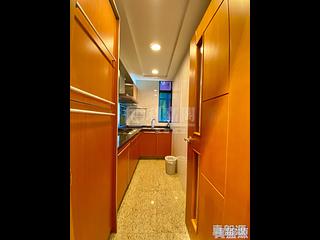 West Kowloon - The Arch Sun Tower (Block 1A) 08