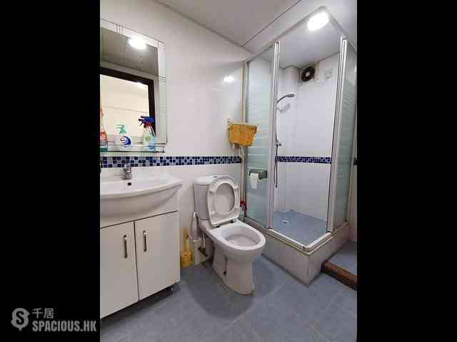 North Point - Tung Fat Building 01
