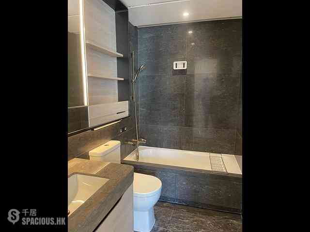 North Point - Fleur Pavilia Tower 1 09