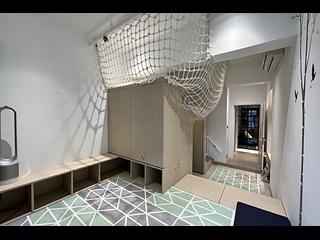Siu Sai Wan - Cornell Centre 18