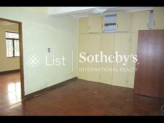 Happy Valley - 11-15, Briar Avenue 07
