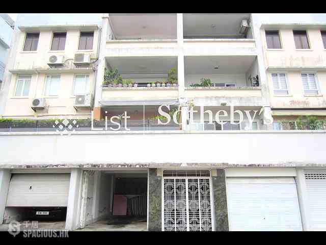 Happy Valley - 11-15, Briar Avenue 10
