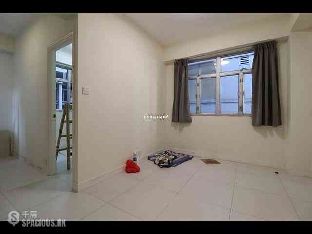 Wan Chai - Vincent Mansion Low Block 01