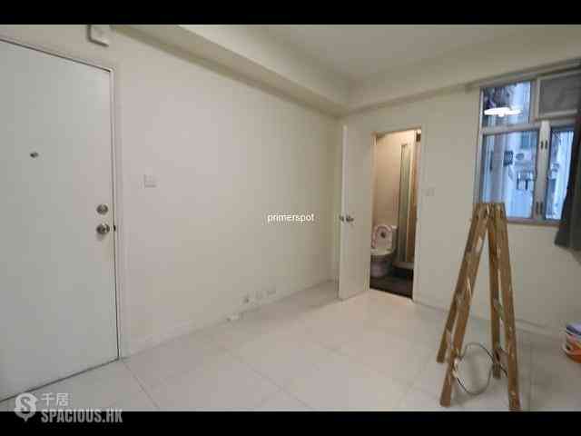 Wan Chai - Vincent Mansion Low Block 08