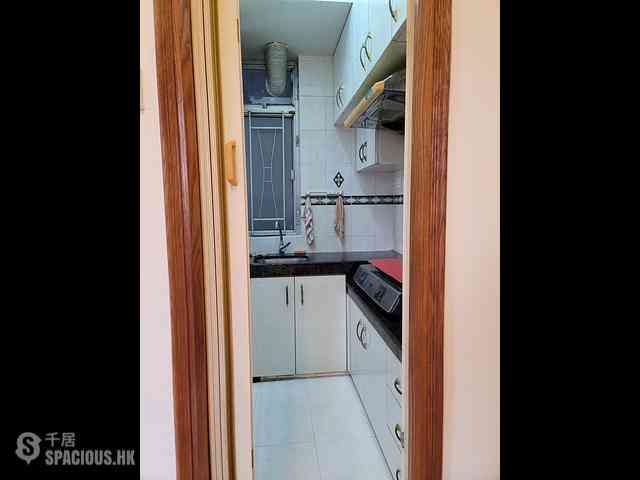 Kennedy Town - Jade Court 07