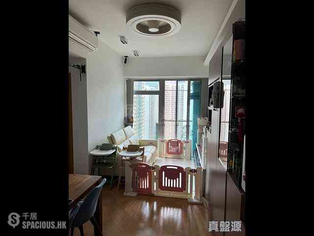 Tseung Kwan O - The Wings 02
