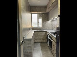 Sai Ying Pun - Kingsfield Tower Block B 02