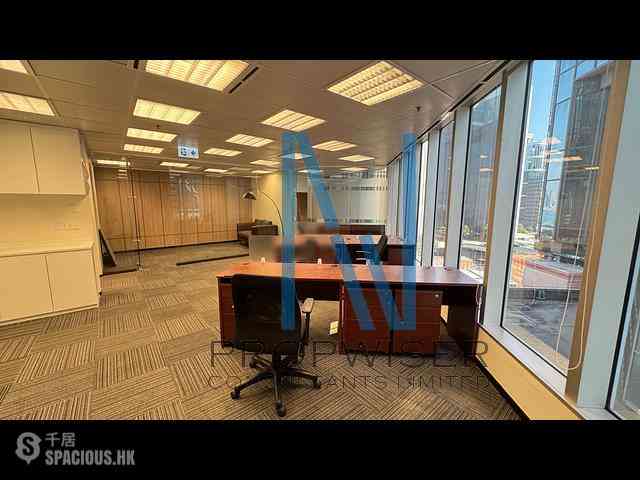 Admiralty - Lippo Centre - Tower 2 03