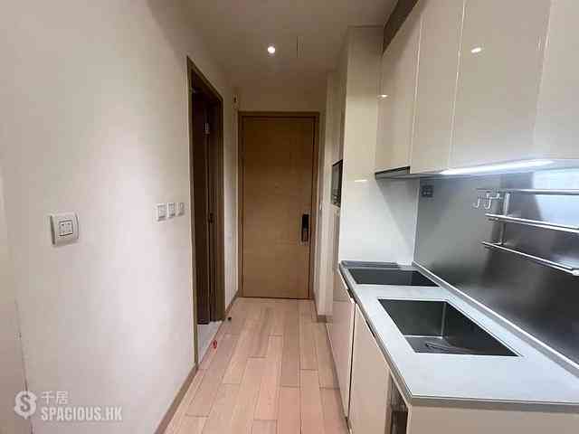 Sai Wan Ho - Island Residence 04