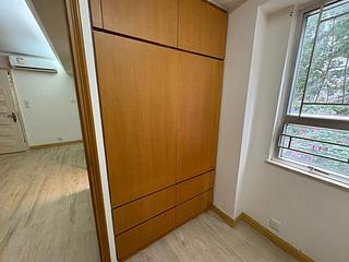 Sai Ying Pun - Fung Yu Building 07