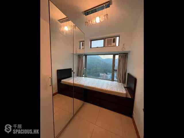 Tung Chung - Coastal Skyline Phase 3 La Rossa Block B (Block 8) 03