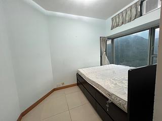 Tung Chung - Coastal Skyline Phase 3 La Rossa Block B (Block 8) 07