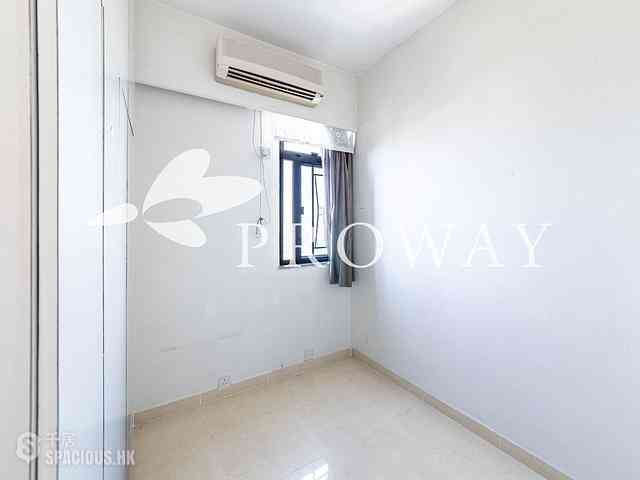 Sai Ying Pun - General Building 05