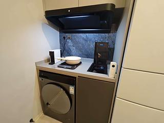 Sai Ying Pun - 96, Second Street 06