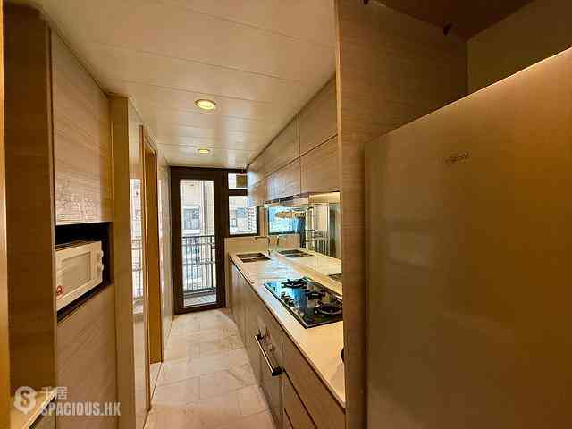 Tung Chung - The Visionary Tower 5 07