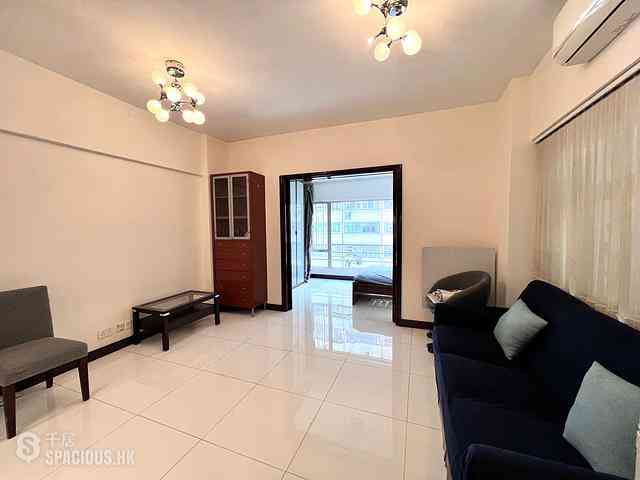 Wan Chai - Ying King Building (Mansion) 02