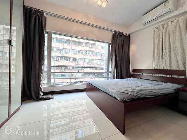 Wan Chai - Ying King Building (Mansion) 06
