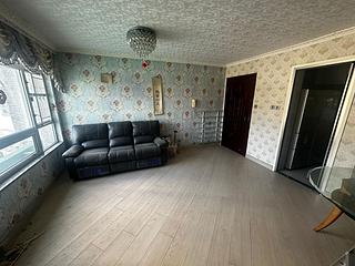 Ap Lei Chau - South Horizons Phase 2 Yee Lai Court (Block 10) 02