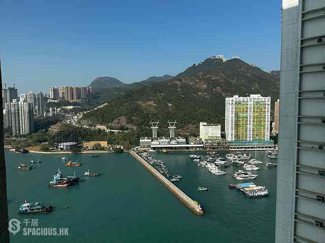 Ap Lei Chau - South Horizons Phase 2 Yee Lai Court (Block 10) 03