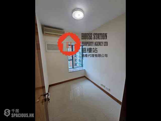 Tiu Keng Leng - Ocean Shores Phase 3 Block 16 03