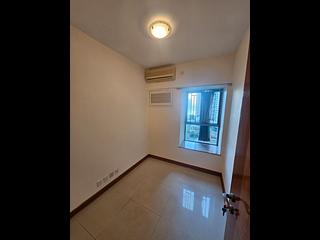 Tiu Keng Leng - Ocean Shores Phase 3 Block 16 12