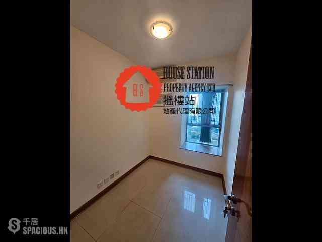 Tiu Keng Leng - Ocean Shores Phase 3 Block 16 12