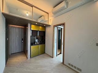 Tai Kok Tsui - Square Mile Phase 5 Gateway · Square Mile 02