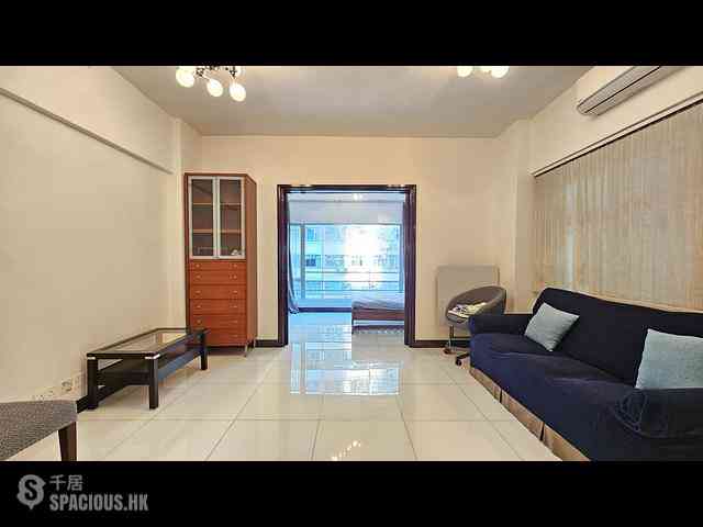 Wan Chai - Ying King Building (Mansion) 05