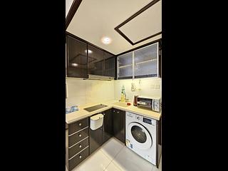 Wan Chai - Ying King Building (Mansion) 09