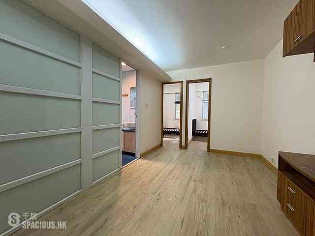Sai Ying Pun - Fung Yu Building 01