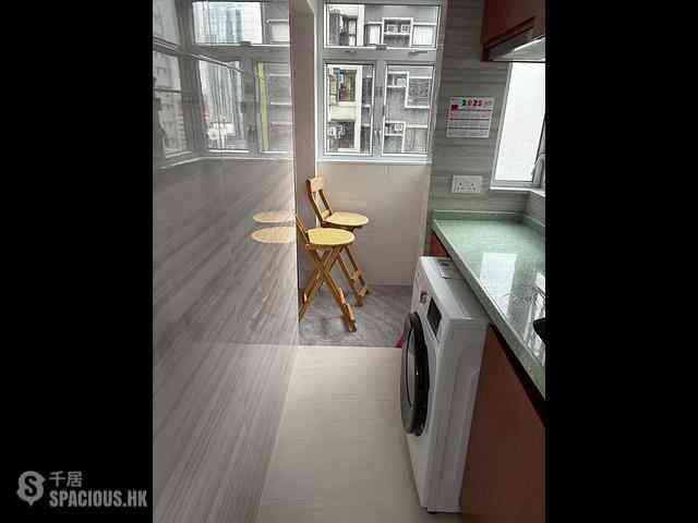 Sai Ying Pun - Wing Sing Court 05