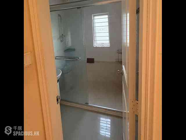 Quarry Bay - Bo Fung Gardens Block B 04
