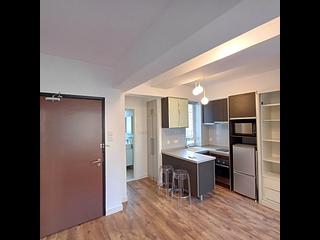 Poho - 43-45, Square Street 05