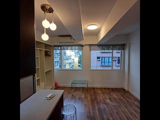 Poho - 43-45, Square Street 08