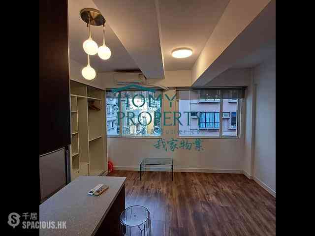 Poho - 43-45, Square Street 08